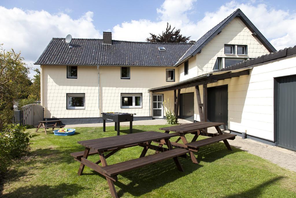 Ferienhaus Im Gruenen Eifel Шлайден Екстериор снимка
